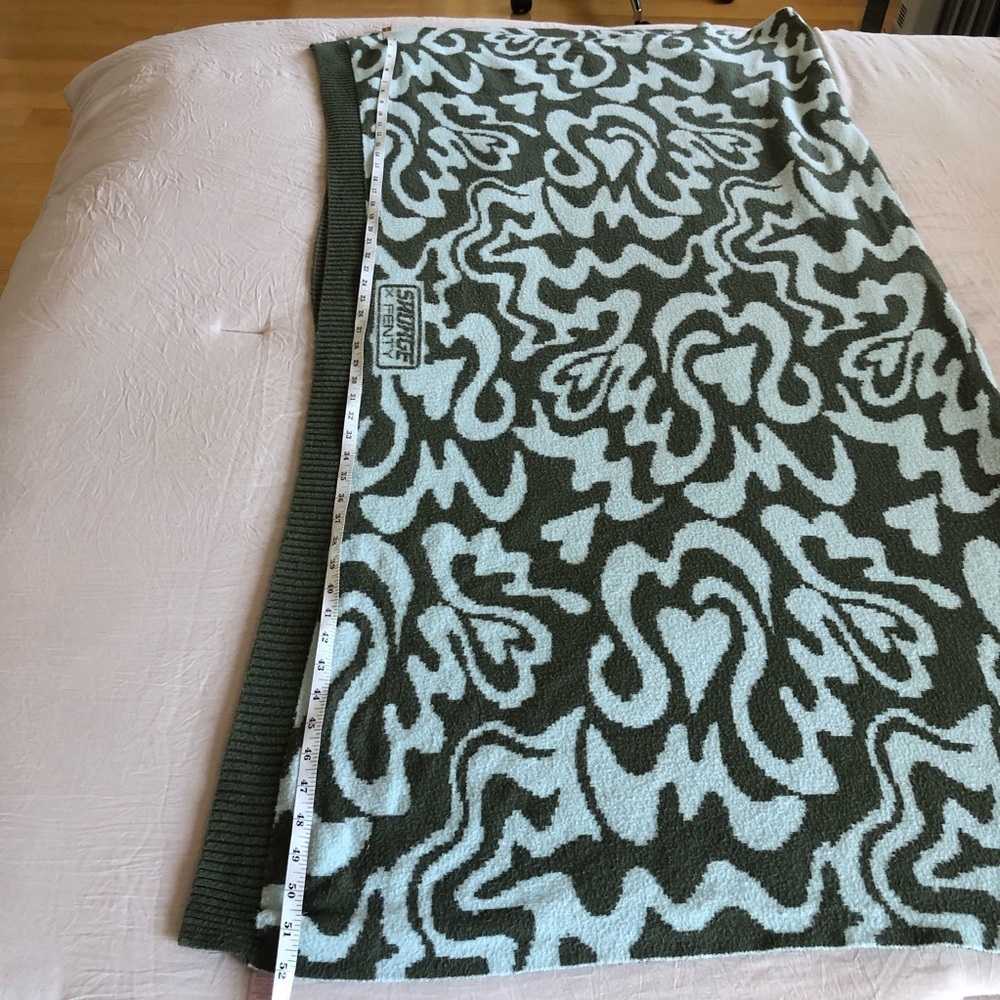 Fenty Savage X Minty Blue Throw Blanket - Picture 7 of 9